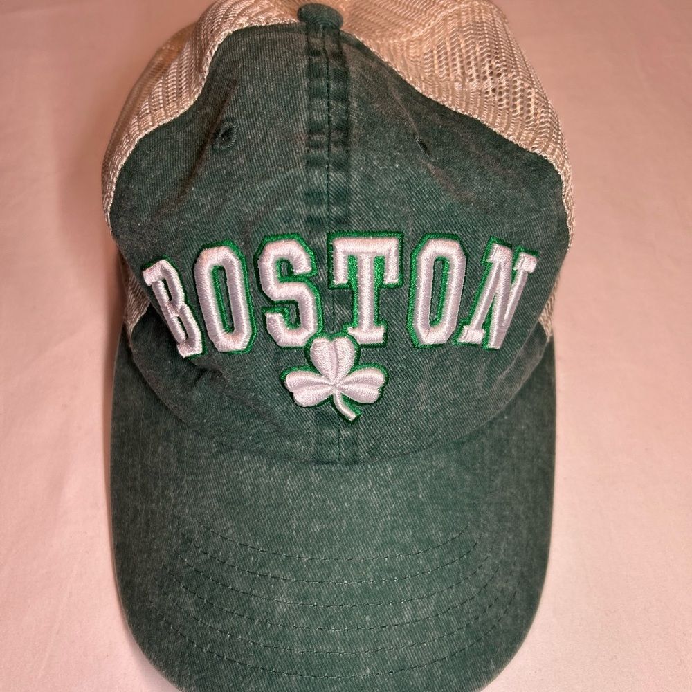 Green Boston Celtics trucker hat with Shamrock